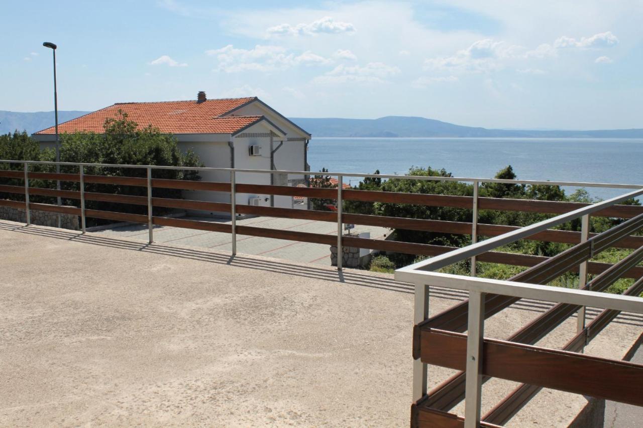 Apartment Apartments By The Sea Klenovica, Novi Vinodolski - 5581 Klenovica
