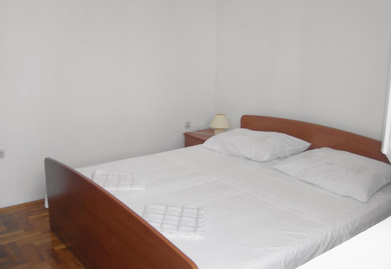 Apartment Apartments By The Sea Klenovica, Novi Vinodolski - 5581 Klenovica