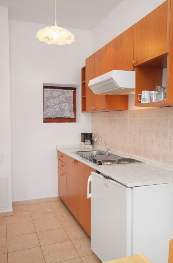 Apartment Apartments By The Sea Klenovica, Novi Vinodolski - 5581