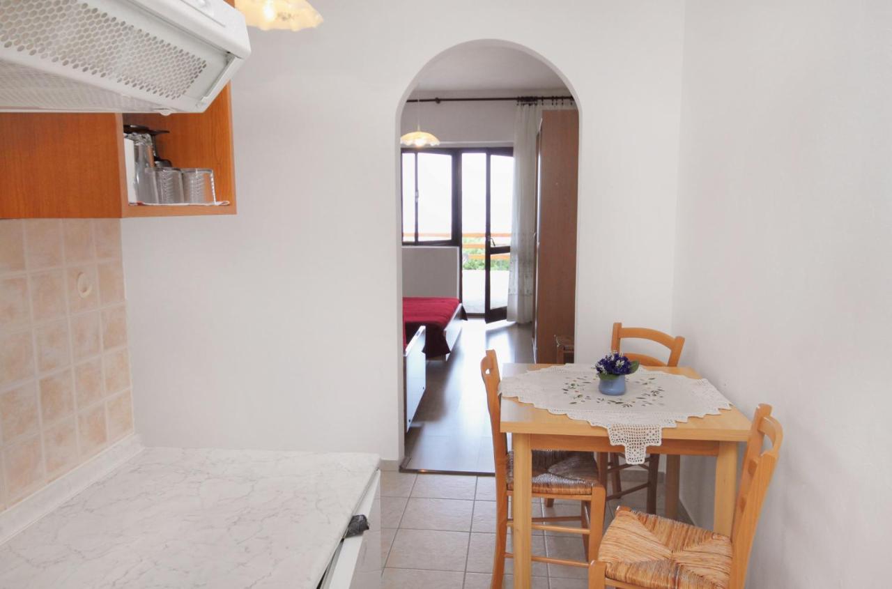 Apartments By The Sea Klenovica, Novi Vinodolski - 5581 Klenovica